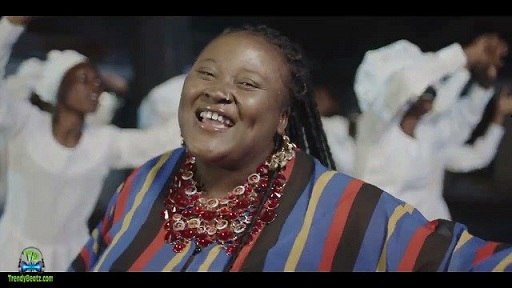 Goya Menor - Grace (Video) ft Lade