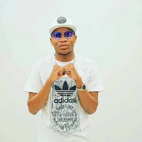 Master KG - Ngwanaka ft Maxy 