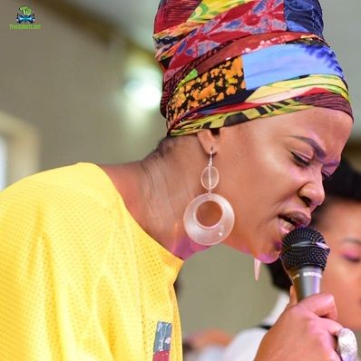 Shola Allyson - Oniduro