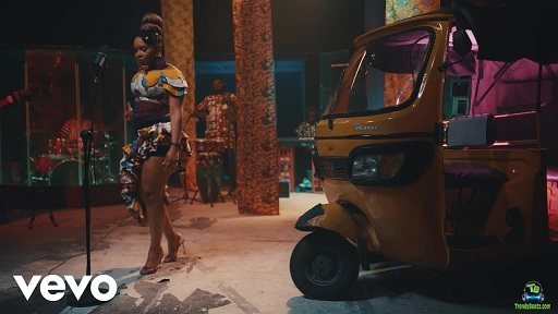 Yemi Alade - Poverty (Live Session) Video